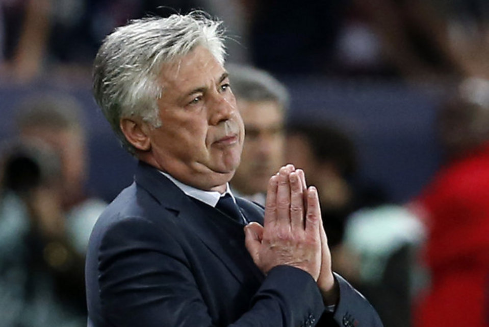 Ancelotti thinks Mourinho will stay at Chelsea 